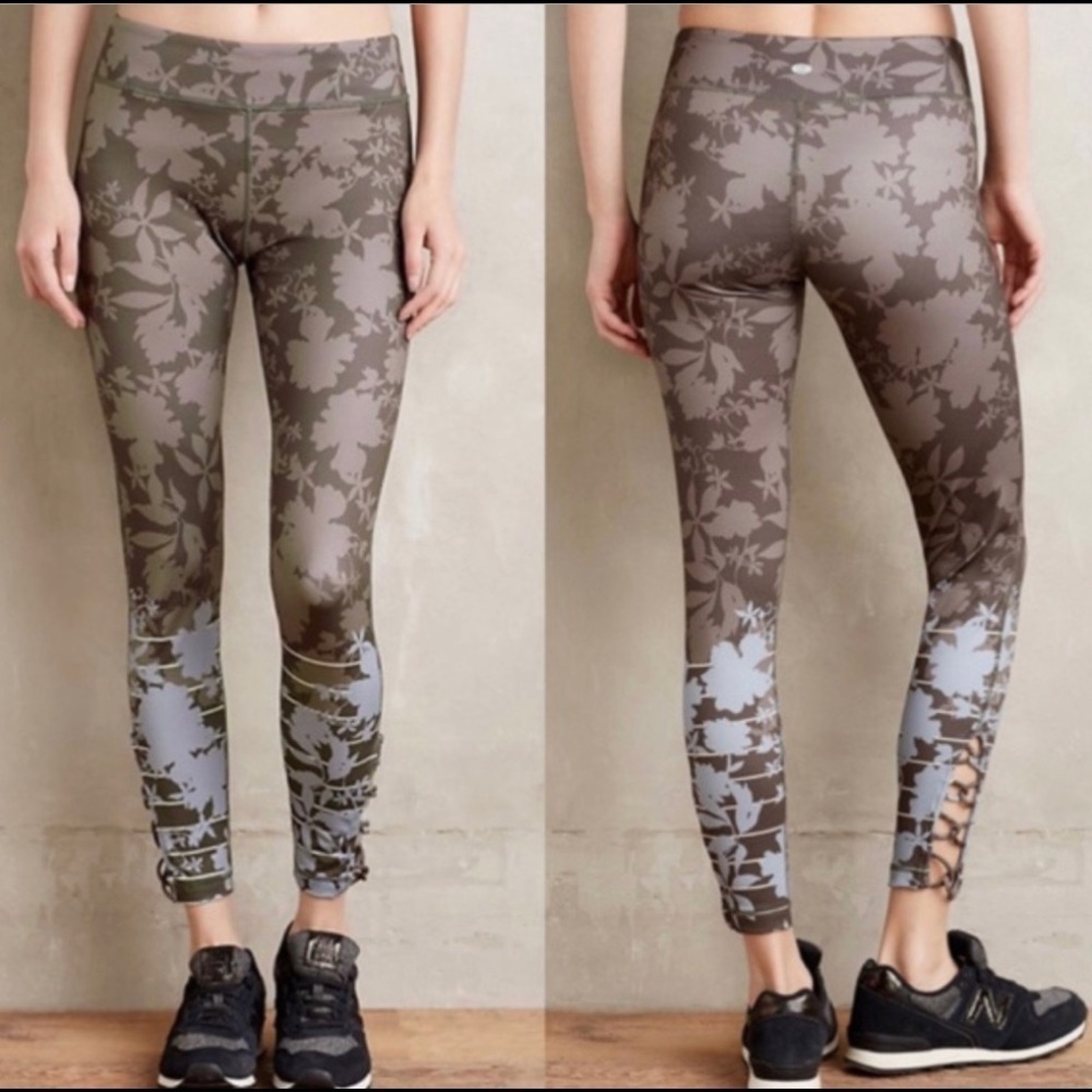 Pure + Good | Green Blue Floral Crop Leggings